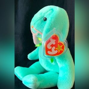 TY “HIPPITY” Easter bunny beanie baby, tash and tag, PVC PE style 4119,Retired